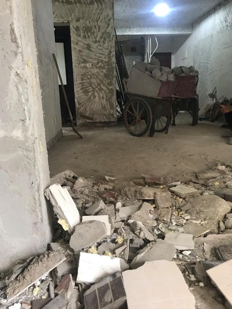 蘇州專業(yè)拆墻砸墻與建筑垃圾清運(yùn)服務(wù) 一站式室內(nèi)外裝修拆除解決方案